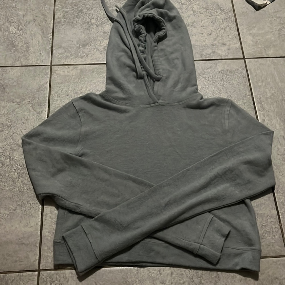 Crop hoodie